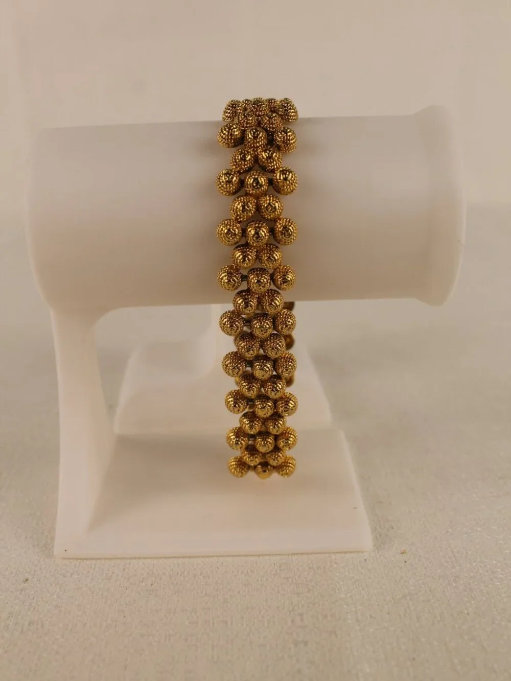 Vintage Gold Tone Textured Berry Cluster Bracelet Popcorn Bead Boho Cocktail